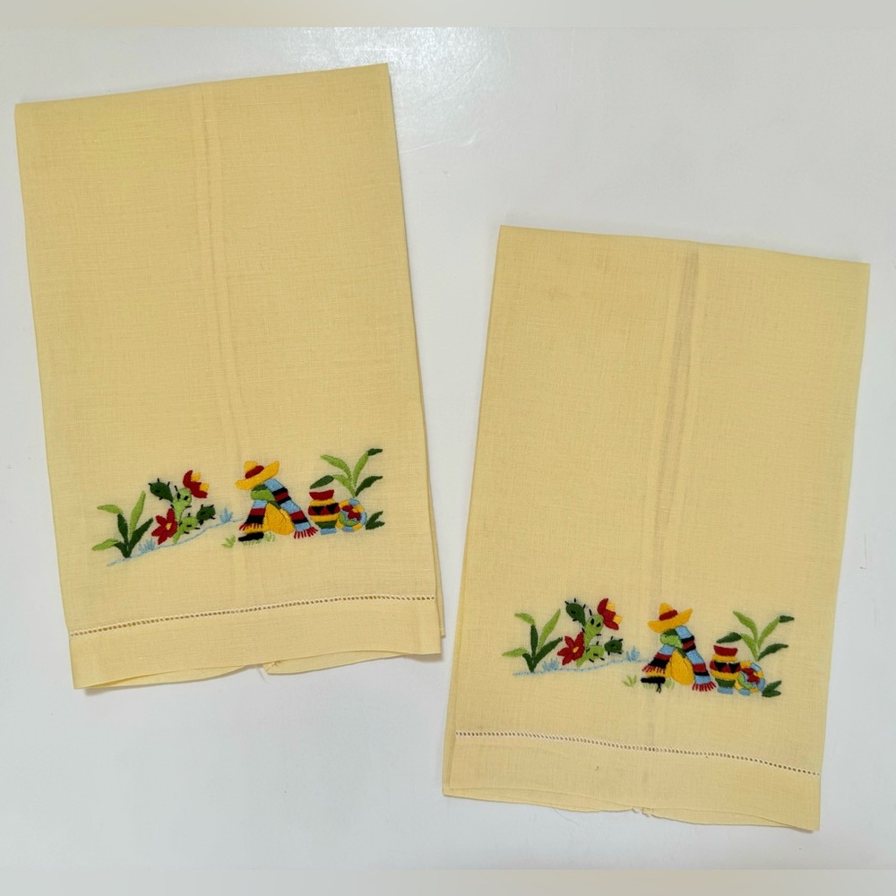 (2) Vintage Linen Hemstitched Sleeping Siesta Guest Tea Towels